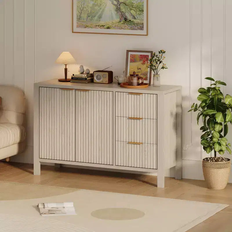 Credenza in legno con 3 cassetti e 2 ante