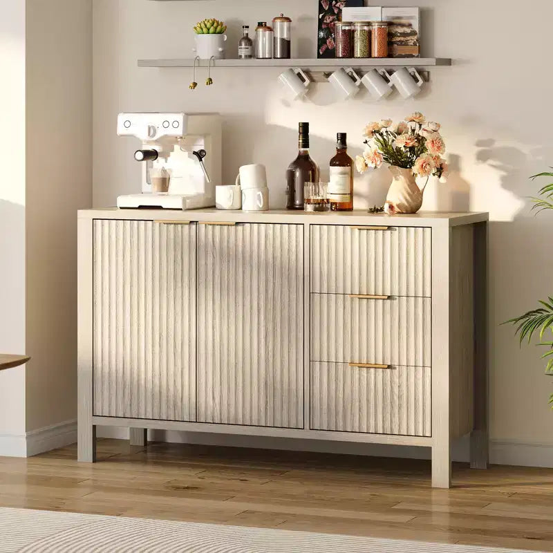 Credenza in legno con 3 cassetti e 2 ante