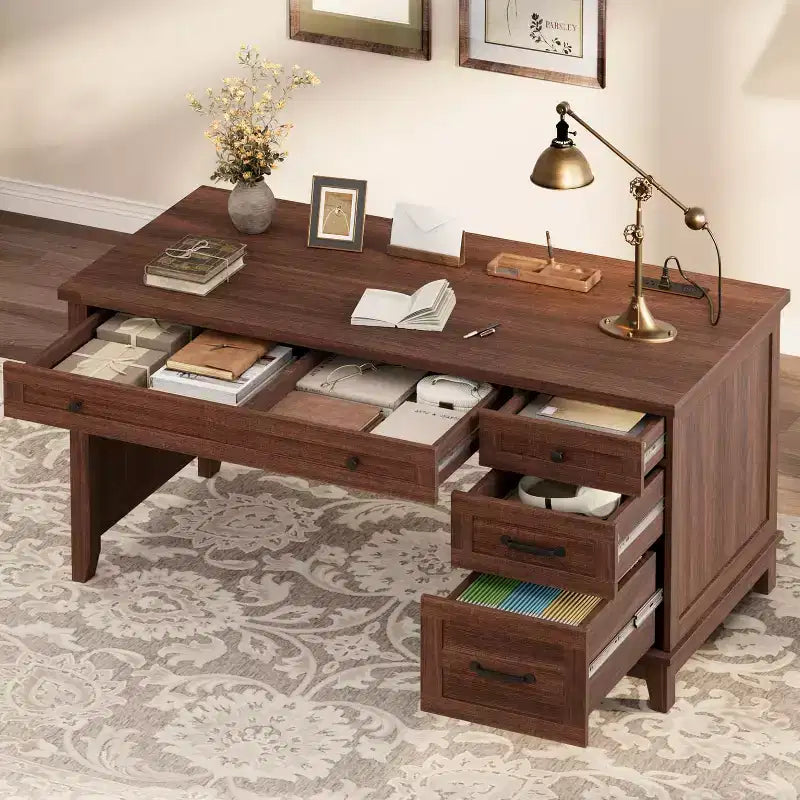 Scrivania da ufficio con cassetti e stazione di ricarica, scrivania per computer in legno da 136 cm con schedario
