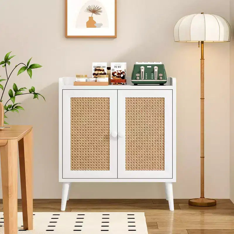 Mobile buffet con ante in rattan e listello decorativo, credenza consolle per sala da pranzo o soggiorno